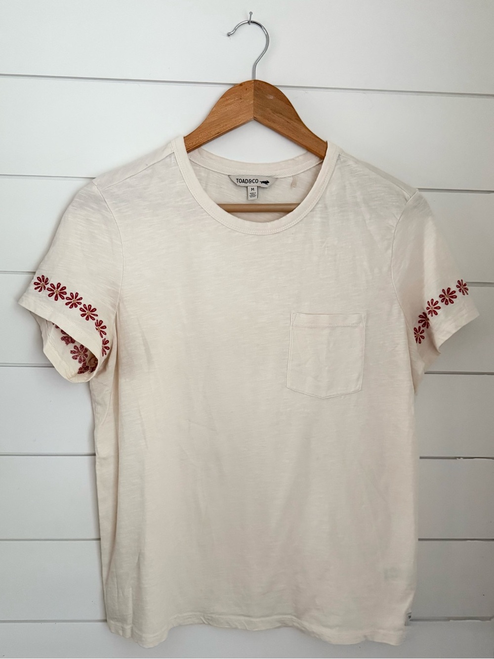 Toad & Co Orgainic Cotton Embroidered Tee - Picture 2 of 12